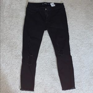 Low Rise Super Skinny Cropped Ripped Jeans